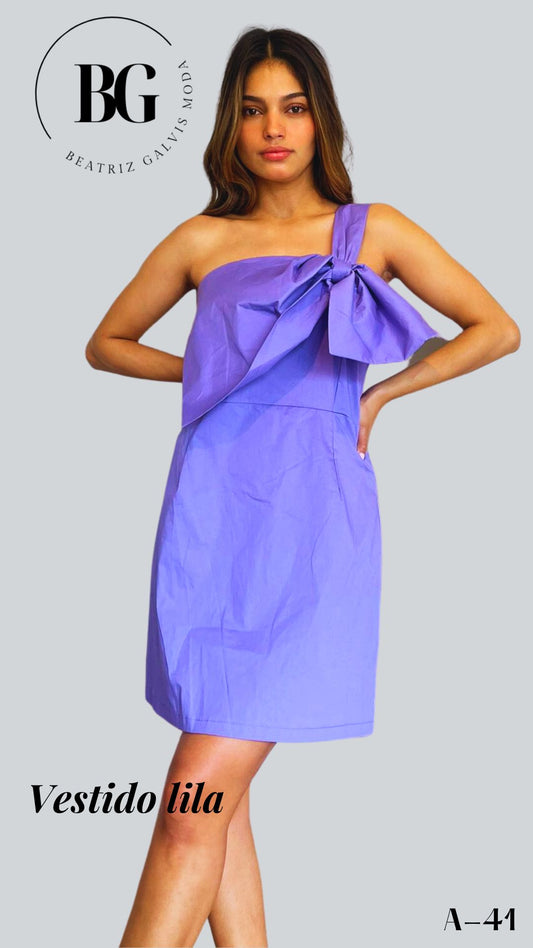 Vestido corto asimetrico lila